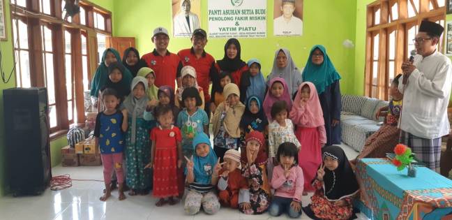 Momen Berbagi Bhinneka Foundation 2019